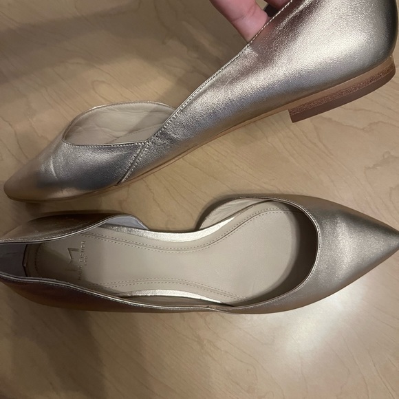 Marc Fisher rose gold flats - Picture 4 of 7